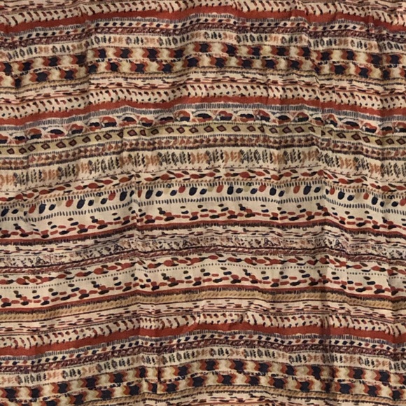 Joe’s Mathilda Woven Top - Picture 7 of 10